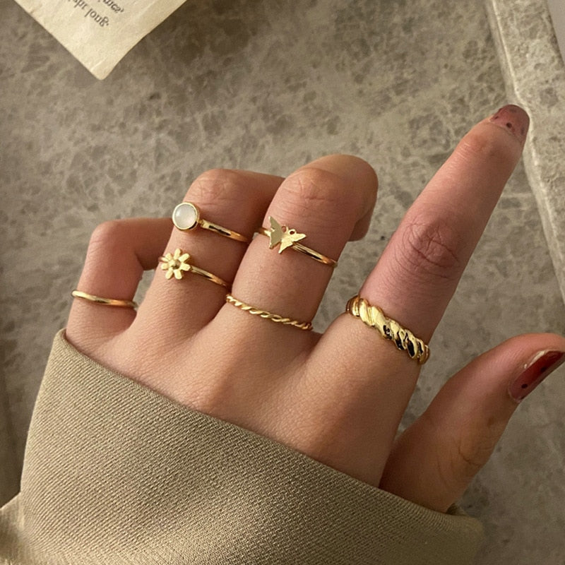 LATS Bohemian Gold Color Chain Rings Set for Women Fashion Boho Coin Snake Moon Star Rings Party 2022 Female Trend Jewelry Gifts